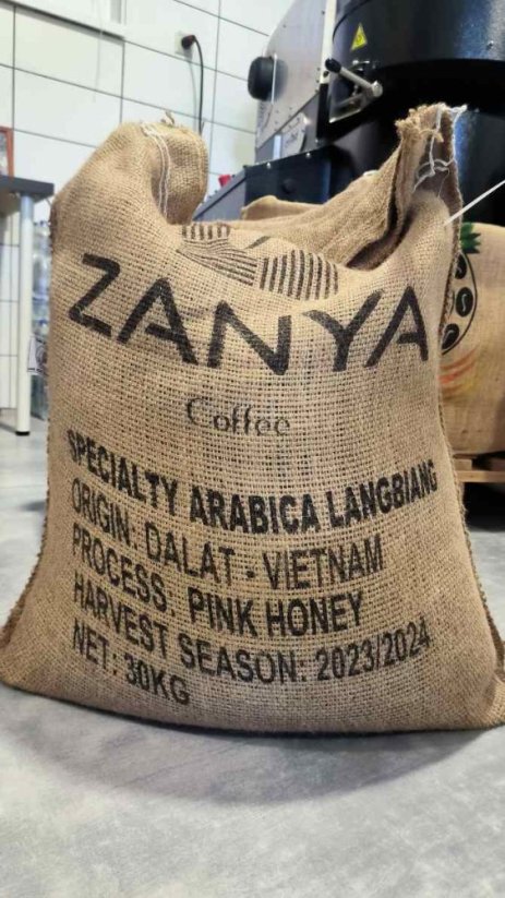 Vietnam Langbiang pink honey - Praženie a balenie: espresso 500g